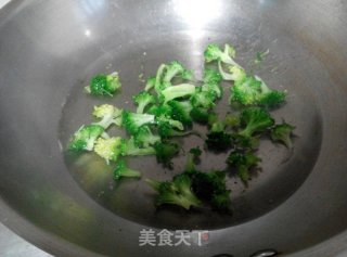 鲍鱼煲仔饭的做法步骤：5