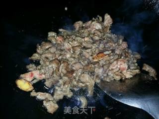 青椒牛肉的做法步骤：3