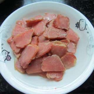 蒸腊肉的做法步骤：2