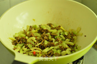 芹香牛肉的做法步骤：10