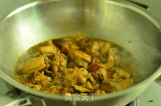 香菇炖鸡的做法步骤：11