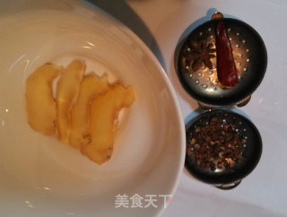 牛腩红烧蔬菜的做法步骤：3