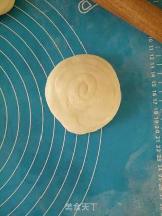 鸡蛋灌饼的做法步骤：4