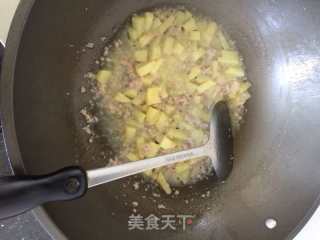 土豆煮肉末的做法步骤：6