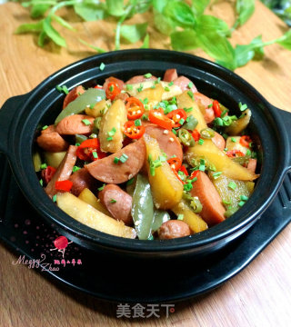 砂锅土豆火腿肠的做法步骤：13