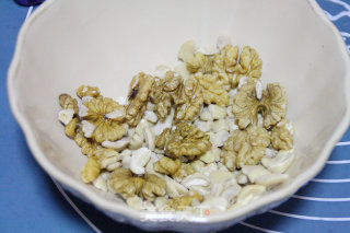 【焦糖核桃咖啡慕斯蛋糕】：口口难舍香浓滋味的做法步骤：50