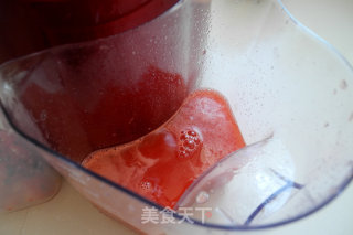 鲜榨西瓜汁的做法步骤：6