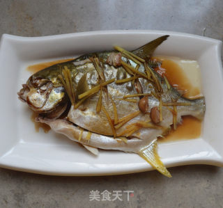 清蒸金鲳鱼的做法步骤：7