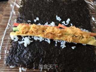 牛油果加州卷的做法步骤：6