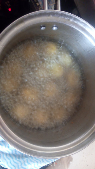 土豆圆子的做法步骤：5
