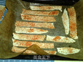 豆渣芝麻脆片的做法步骤：10