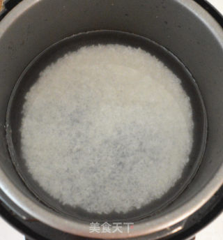 萝卜丝肉末粥的做法步骤：2