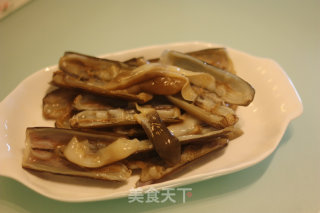 蚝油冬菇扒蛏子的做法步骤：2