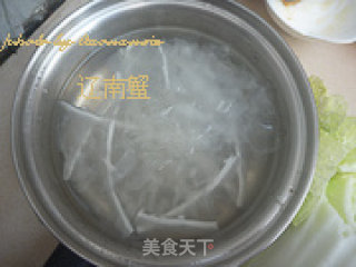 白菜炖豆腐的做法步骤：2