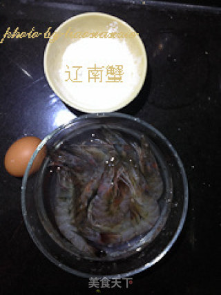 软炸虾仁的做法步骤：1