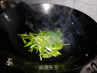 青蒜炒鸡蛋的做法步骤：4