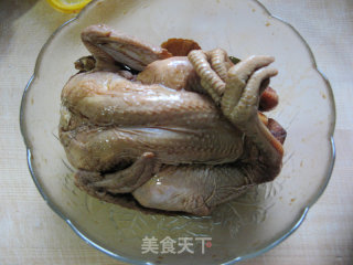空气炸锅烤全鸡的做法步骤：4
