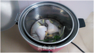 口水鸡腿的做法步骤：2