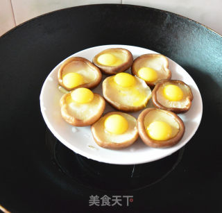 香菇蒸鹌鹑蛋的做法步骤：4
