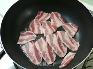 回锅肉炒年糕  我♥年糕8的做法步骤：1