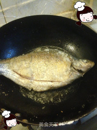 仙草阁私房菜（大鱼大肉）--腊月二十五（糖醋武昌鱼）的做法步骤：5