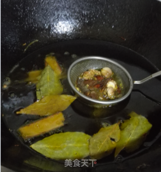 香辣凉菜油（秘制红油）的做法步骤：4