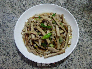 里脊肉炒香干的做法步骤：10