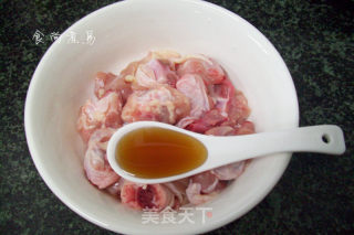 酥炸带骨鸡米花的做法步骤：3