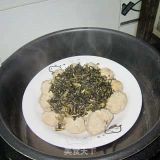 干梅菜蒸丸子的做法步骤：6
