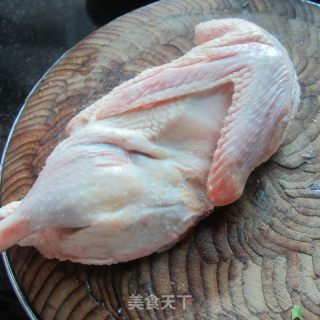 山药扣老鸭的做法步骤：1