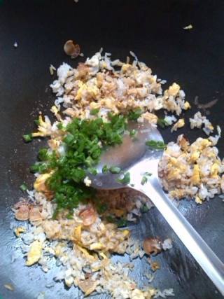 腊肉蛋炒饭的做法步骤：7