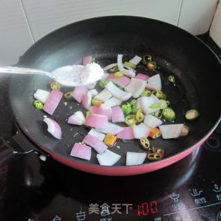 洋葱炒面的做法步骤：4