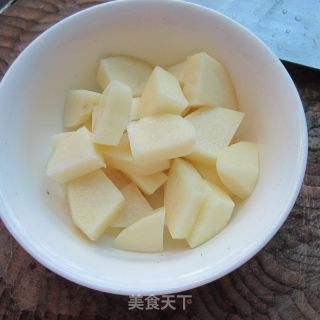 牛腩炖土豆的做法步骤：8