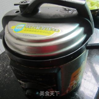 山药排骨汤的做法步骤：4