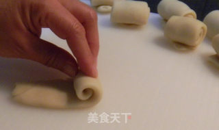 五福临门——鲜肉榨菜酥饼的做法步骤：7