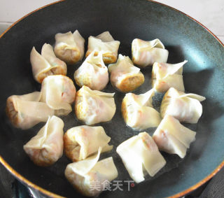 香煎云吞的做法步骤：10