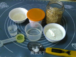 芝麻饴的做法步骤：1