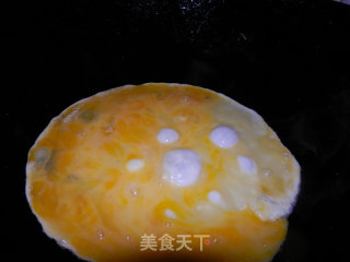 鸡蛋炒青笋的做法步骤：2