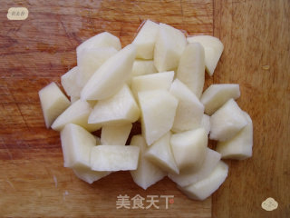 鸡肉炖土豆的做法步骤：2