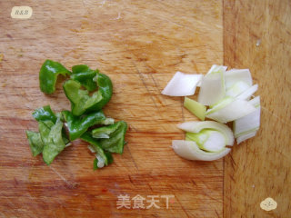 鸡肉炖土豆的做法步骤：3