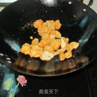 黄剁戚蒸米粉肉的做法步骤：7