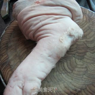 猪蹄骨头汤的做法步骤：1