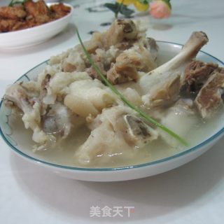 猪蹄骨头汤的做法步骤：7