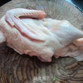 生姜淮山蒸老鸭的做法步骤：1