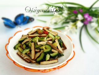 黄瓜拌豆干的做法步骤：5