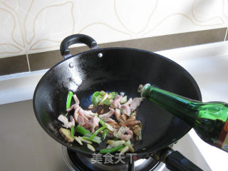 家常红烧鱼的做法步骤：4