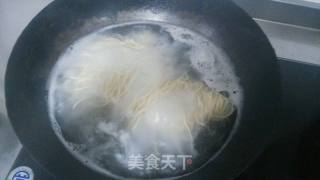 菠菜面的做法步骤：4