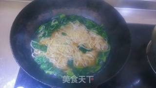 菠菜面的做法步骤：5