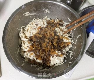 香煎芋丝饼的做法步骤：2