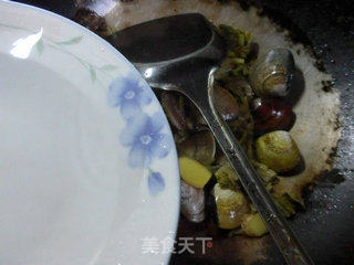 雪菜炒文蛤的做法步骤：7
